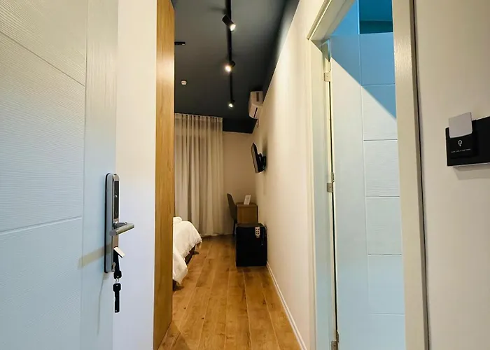 Alze - Guest house Tirana